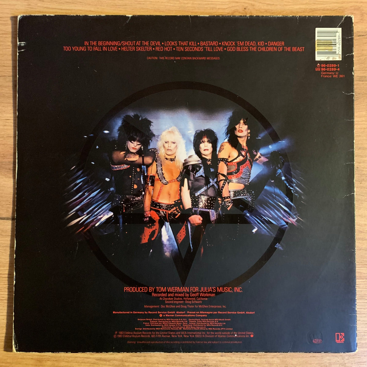 Shout at the Devil - verso