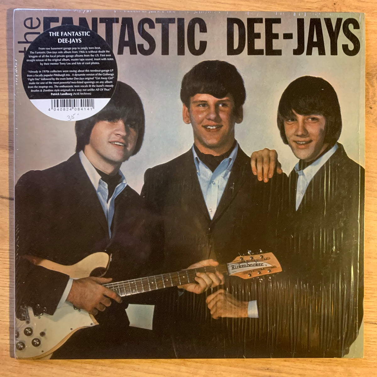 The Fantastic Dee-Jays, pochette recto sous blister avec hype sticker