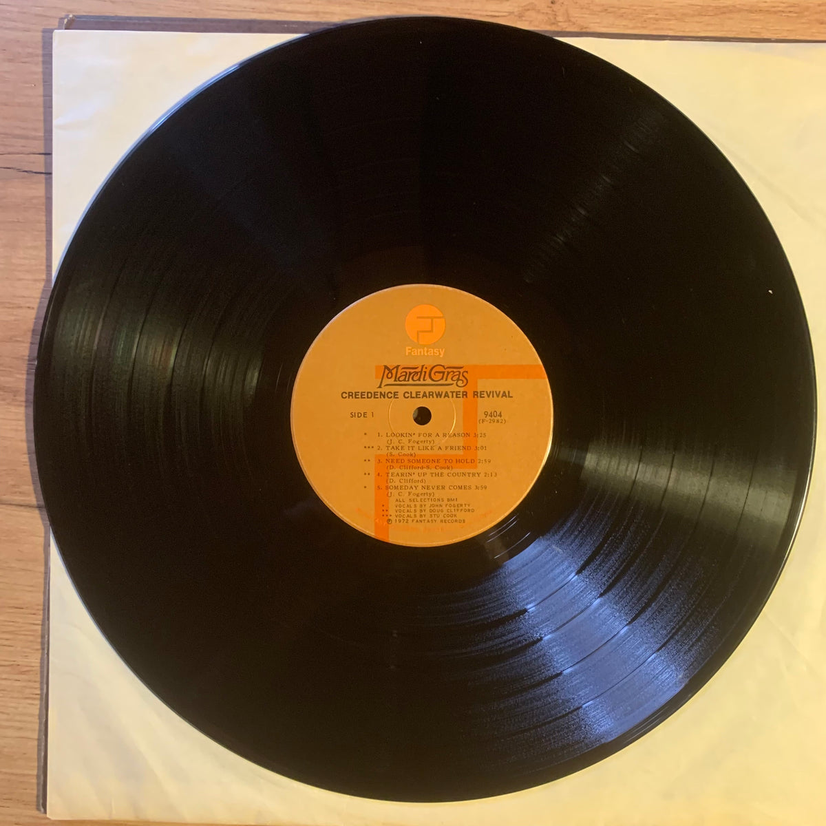 Mardi Gras disque Fantasy 9404