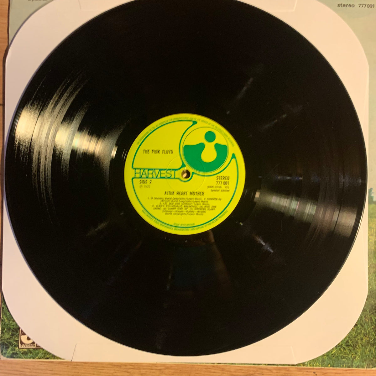 Pink Floyd - Atom Heart Mother, disque Harvest suisse 777001