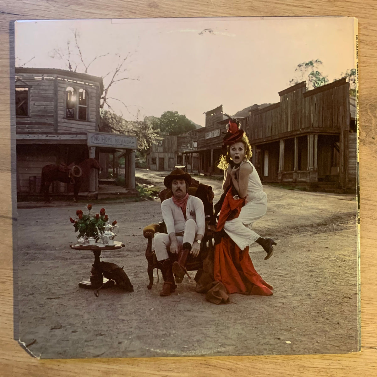 The Cowboy & The Lady, pochette verso