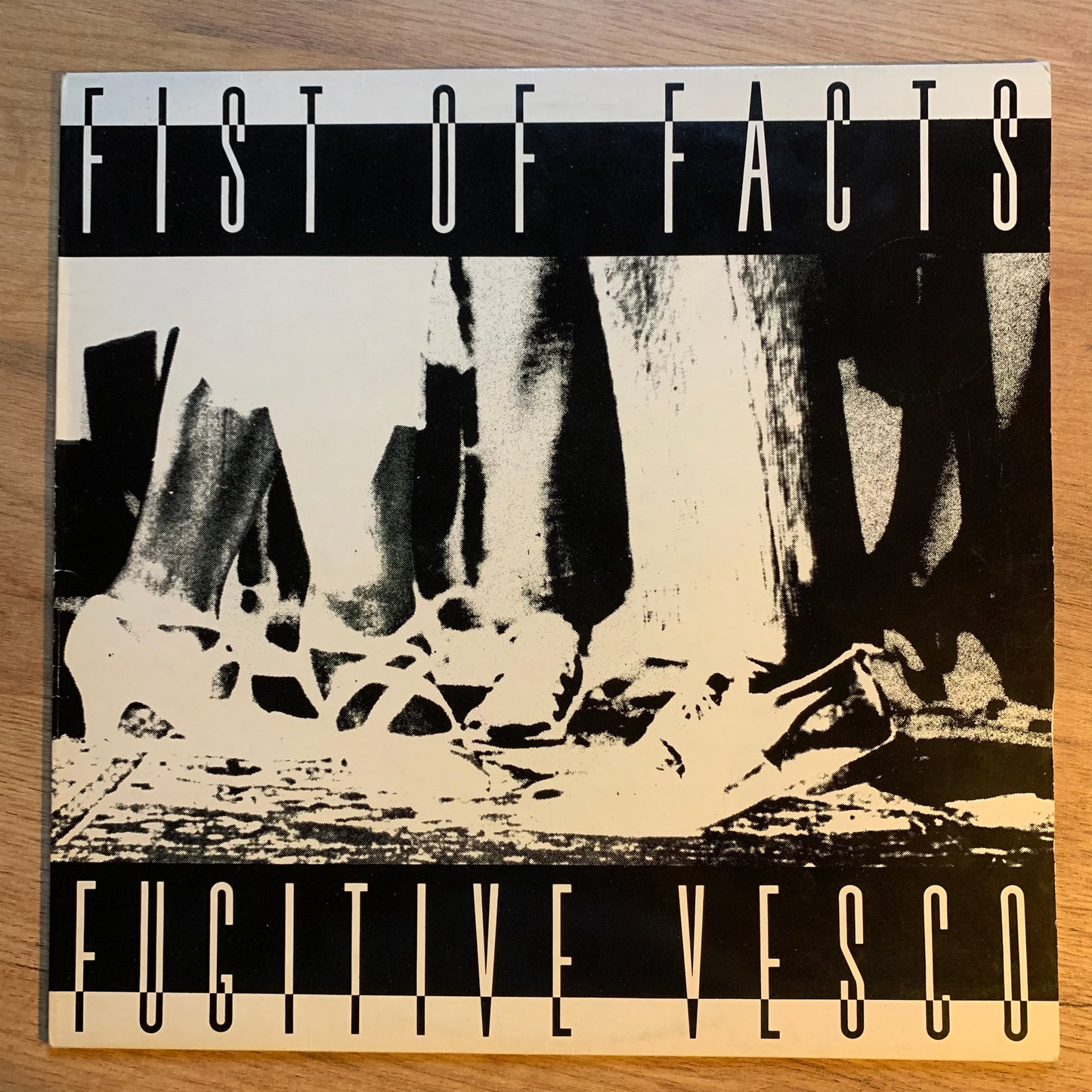 FIST OF FACTS - FUGITIVE VESCO...OG SUI 1988...VG+/VG++